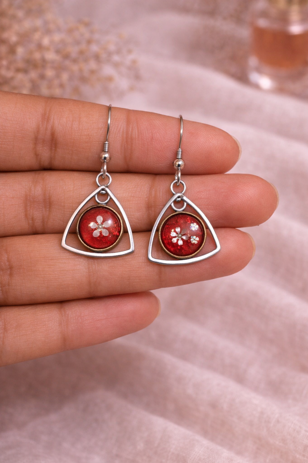 GEOMETRIC FLORA EARRING