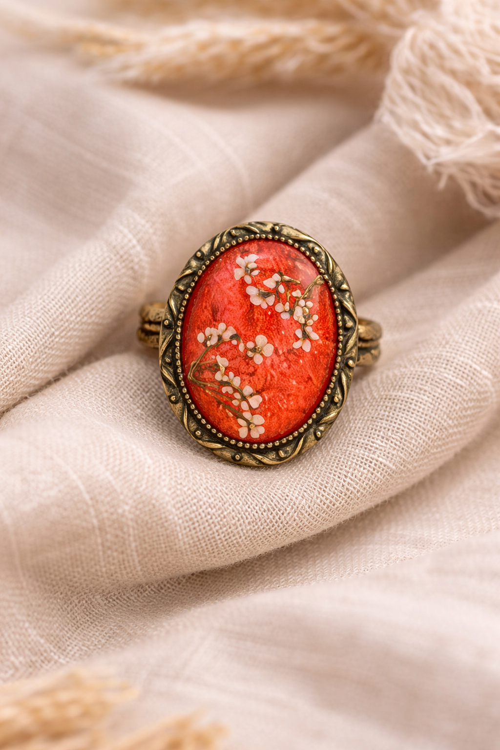 VINATGE VERMILLON FLORAL RING